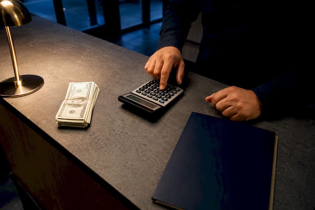 How California Law Lets Bondsmen Charge a 10% Premium and What to Ask